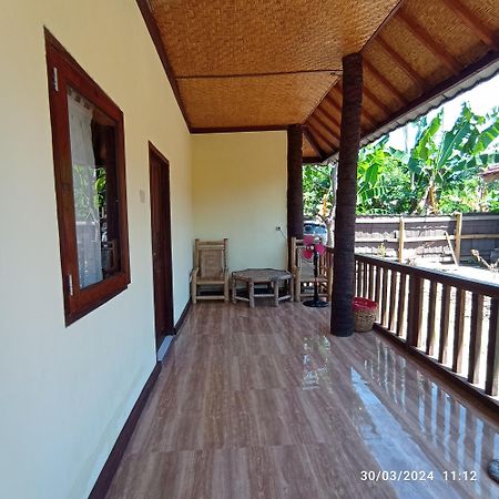 Tangga Bungalows Gili Air Bagian luar foto