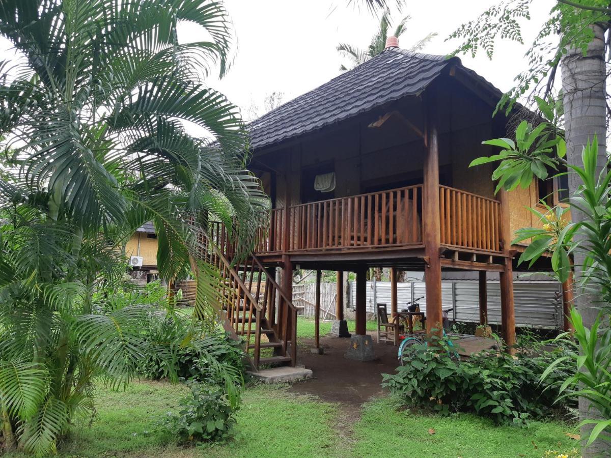 Tangga Bungalows Gili Air Bagian luar foto