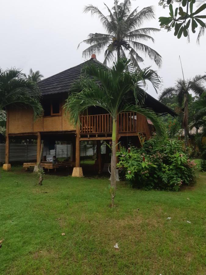 Tangga Bungalows Gili Air Bagian luar foto