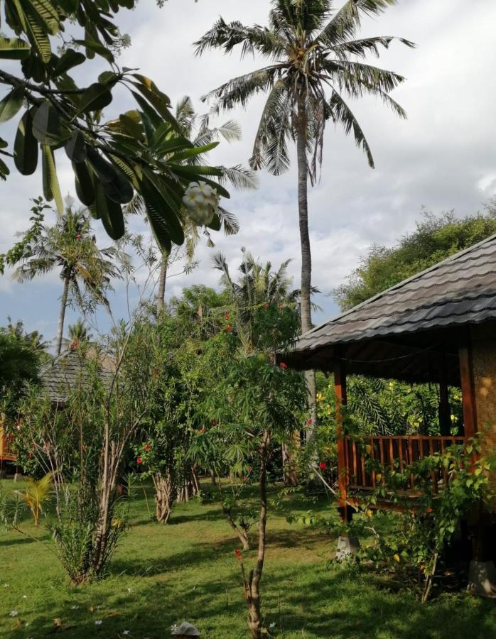 Tangga Bungalows Gili Air Bagian luar foto