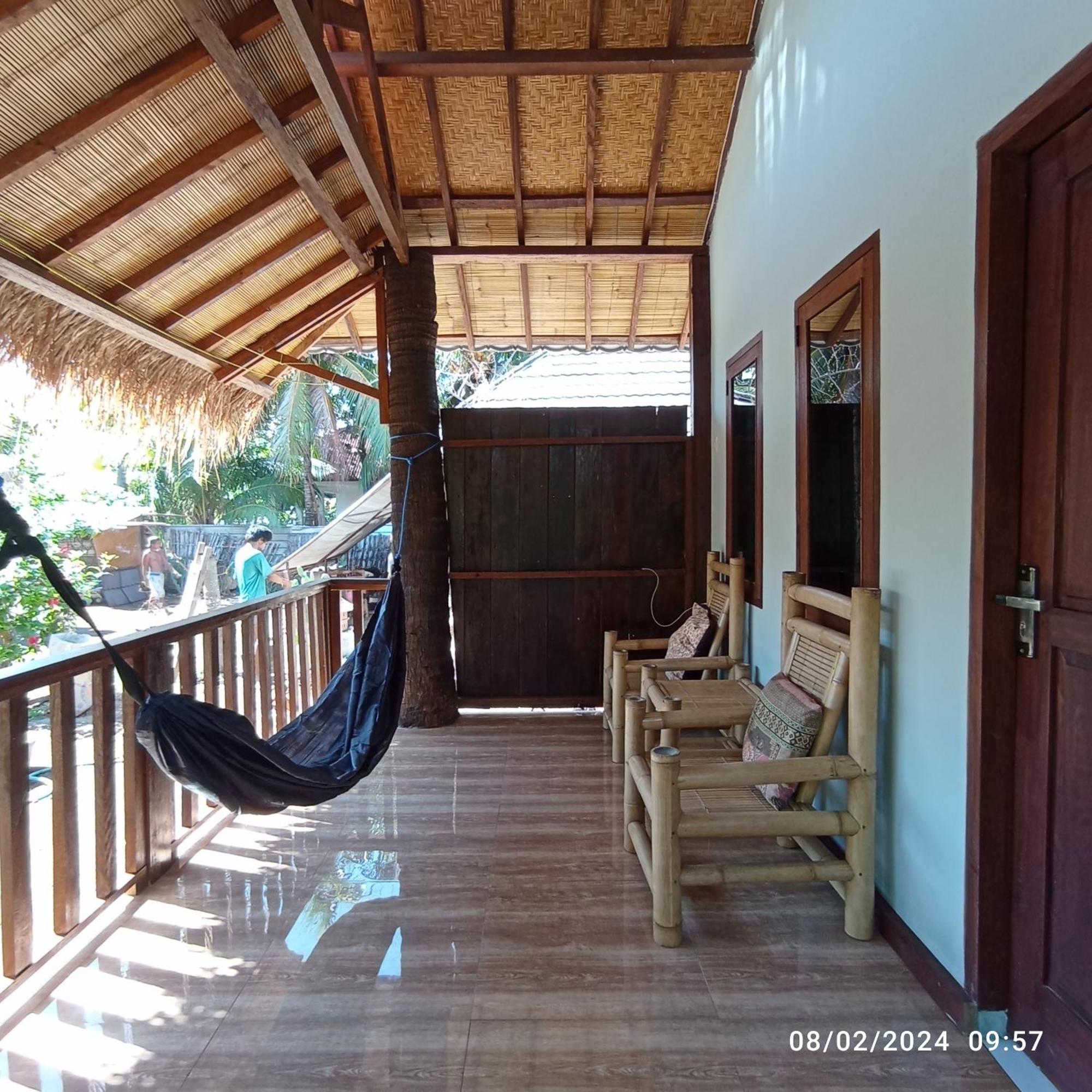 Tangga Bungalows Gili Air Bagian luar foto