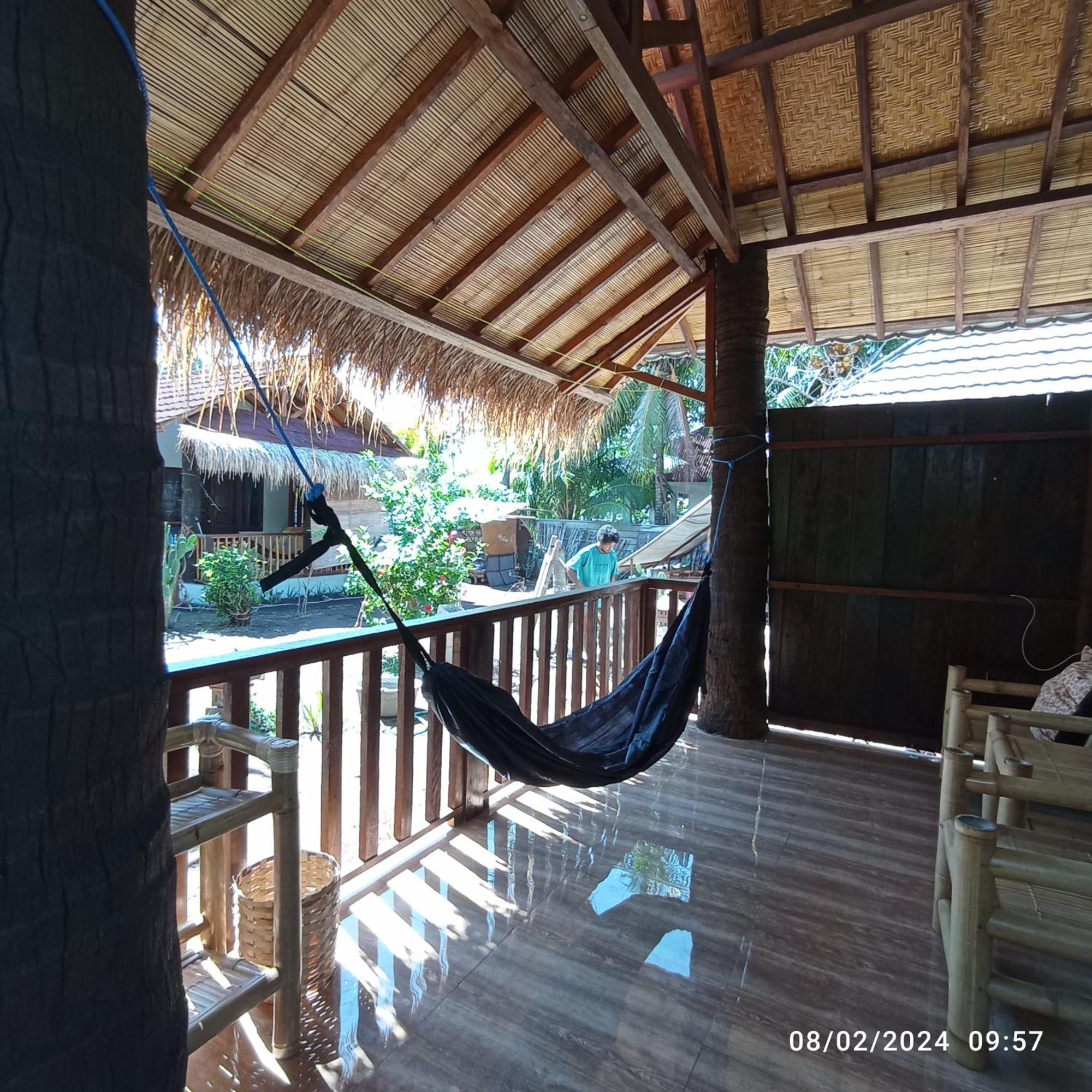 Tangga Bungalows Gili Air Bagian luar foto