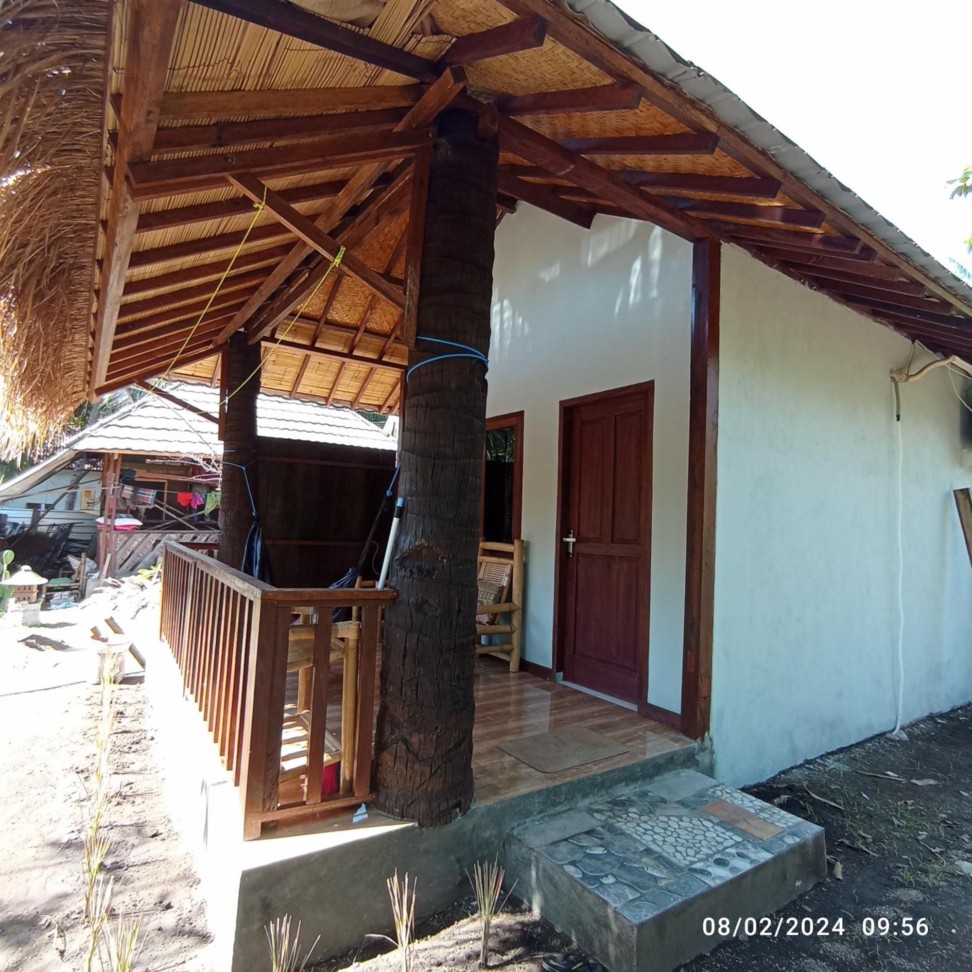 Tangga Bungalows Gili Air Bagian luar foto