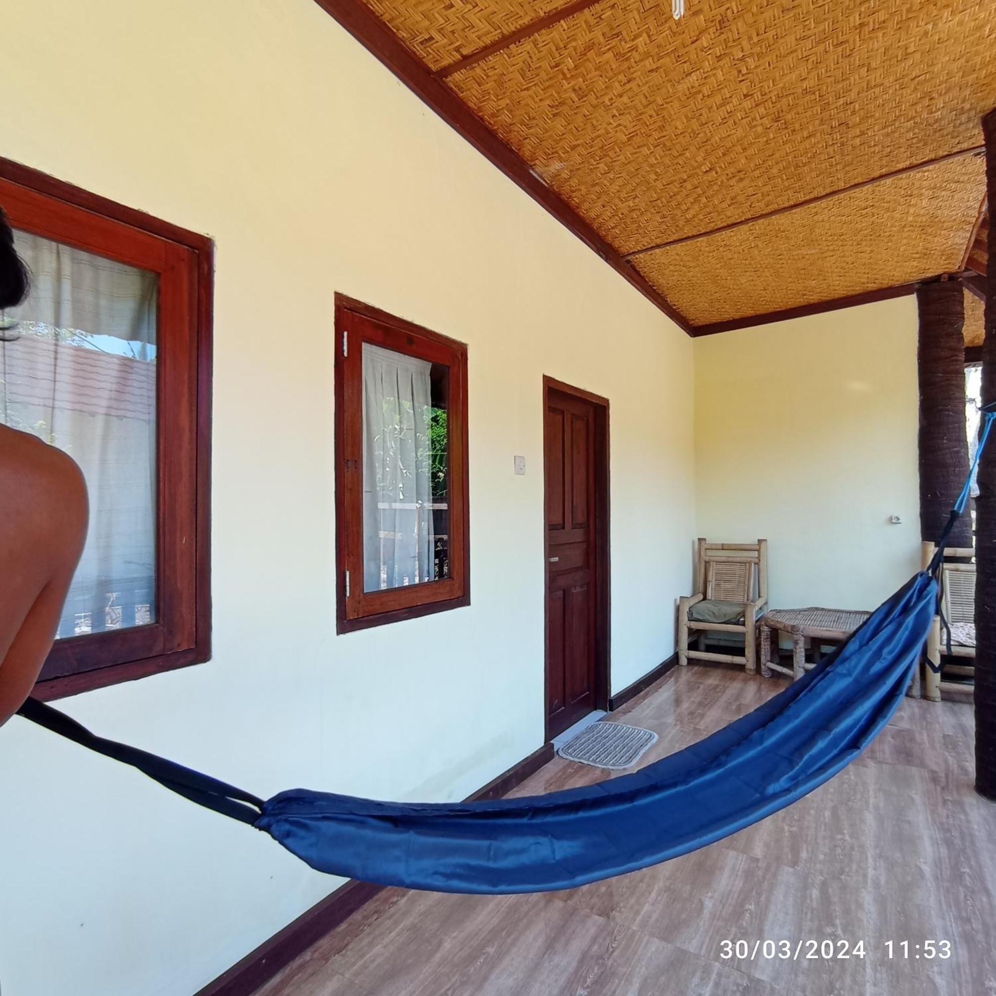 Tangga Bungalows Gili Air Bagian luar foto