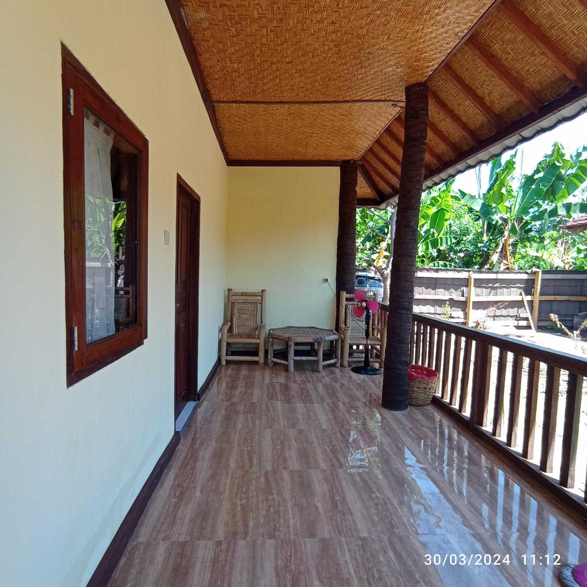 Tangga Bungalows Gili Air Bagian luar foto